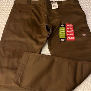 Dickies Mens FLEX 42 x 30 reinforced knee skinny straight dark brown work pants